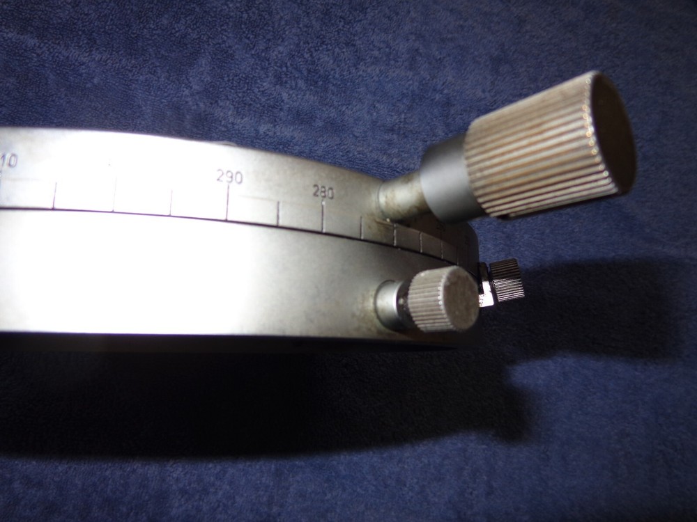 OPTICAL COMPARATOR CROSS SLIDE 8.5"DIA. ROTARY TABLE