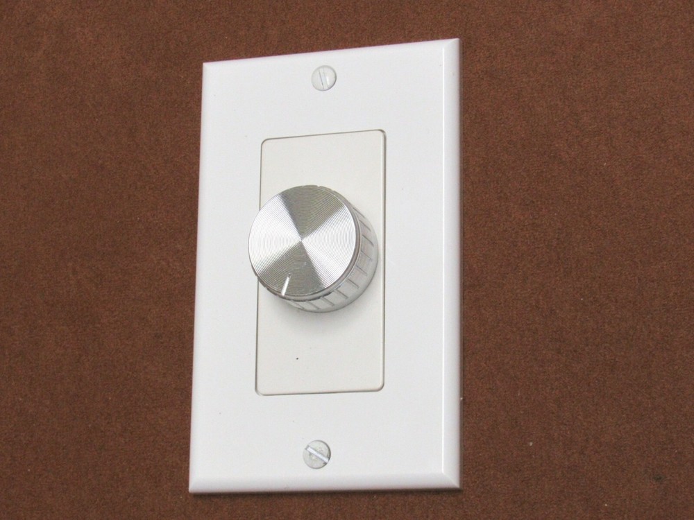 Silver 6mm-Stem Knob & White Wall Plate for M&S Volume Control
