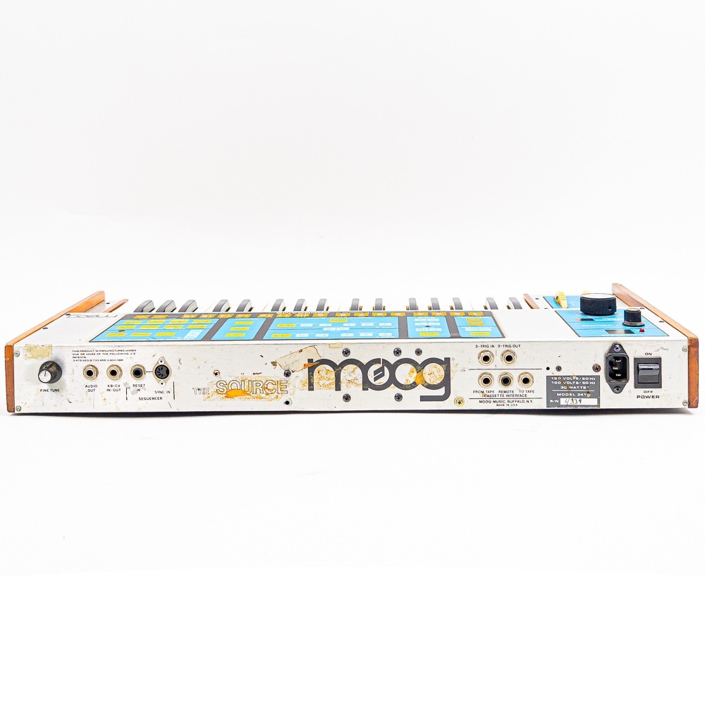 Moog Source Analog Synthesizer – Vintage 37-Key Mono Synth with Patch Memory