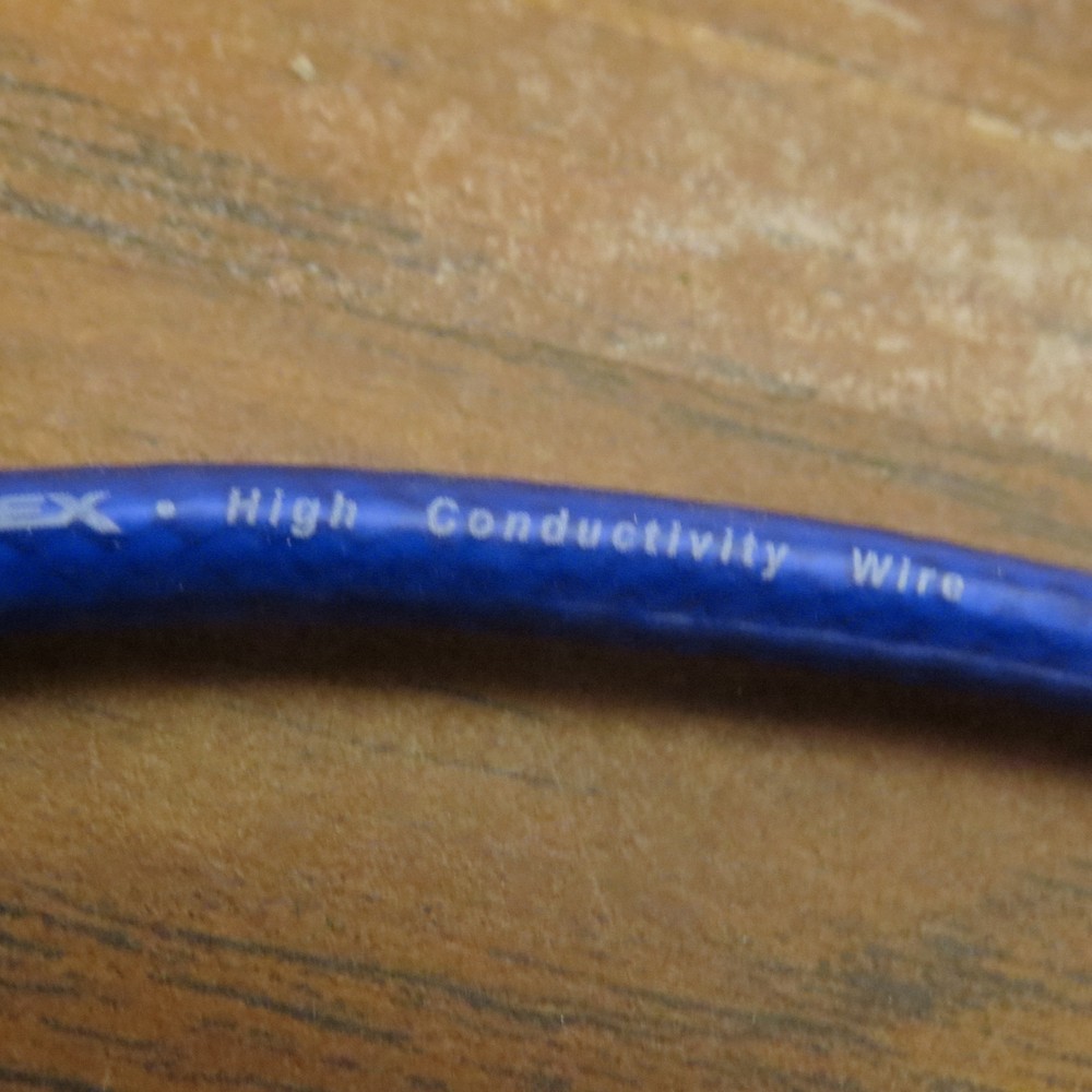 + Db Link Strandflex(tm) Blue Speaker Wire