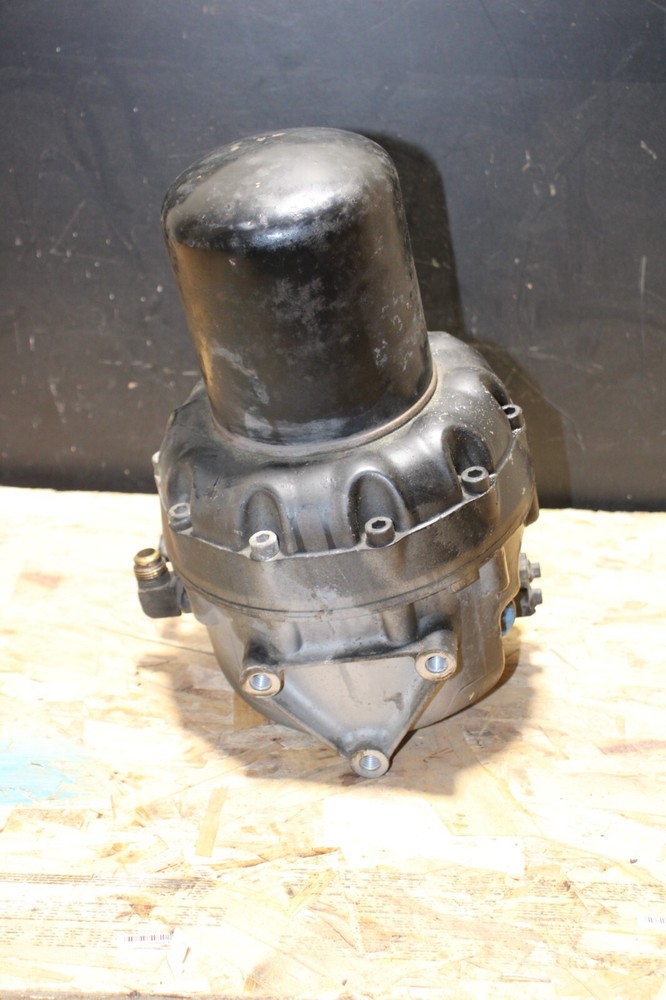2015 Wabco 4324711010 Air Dryer