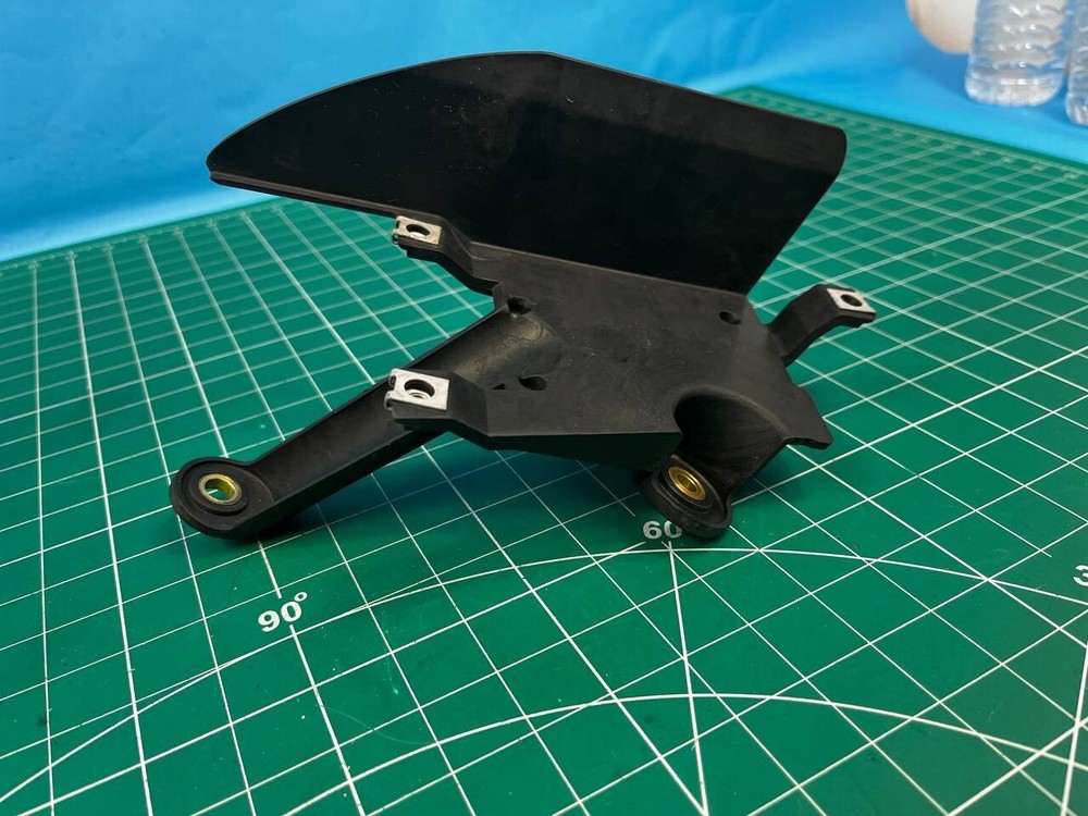 2010-2017 PORSCHE CAYENNE - Right LANE Change Assist Control Module Bracket