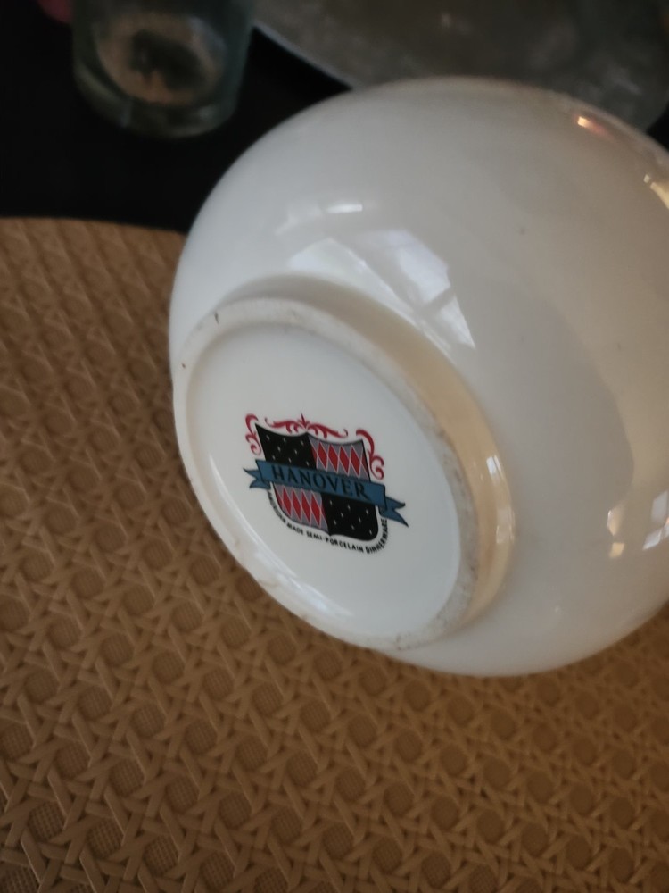 hanover white melody teapot