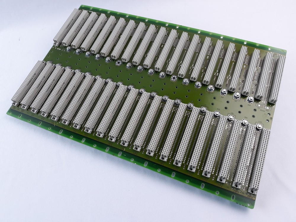 Trenew V8020J1J2EPDBS Backplane