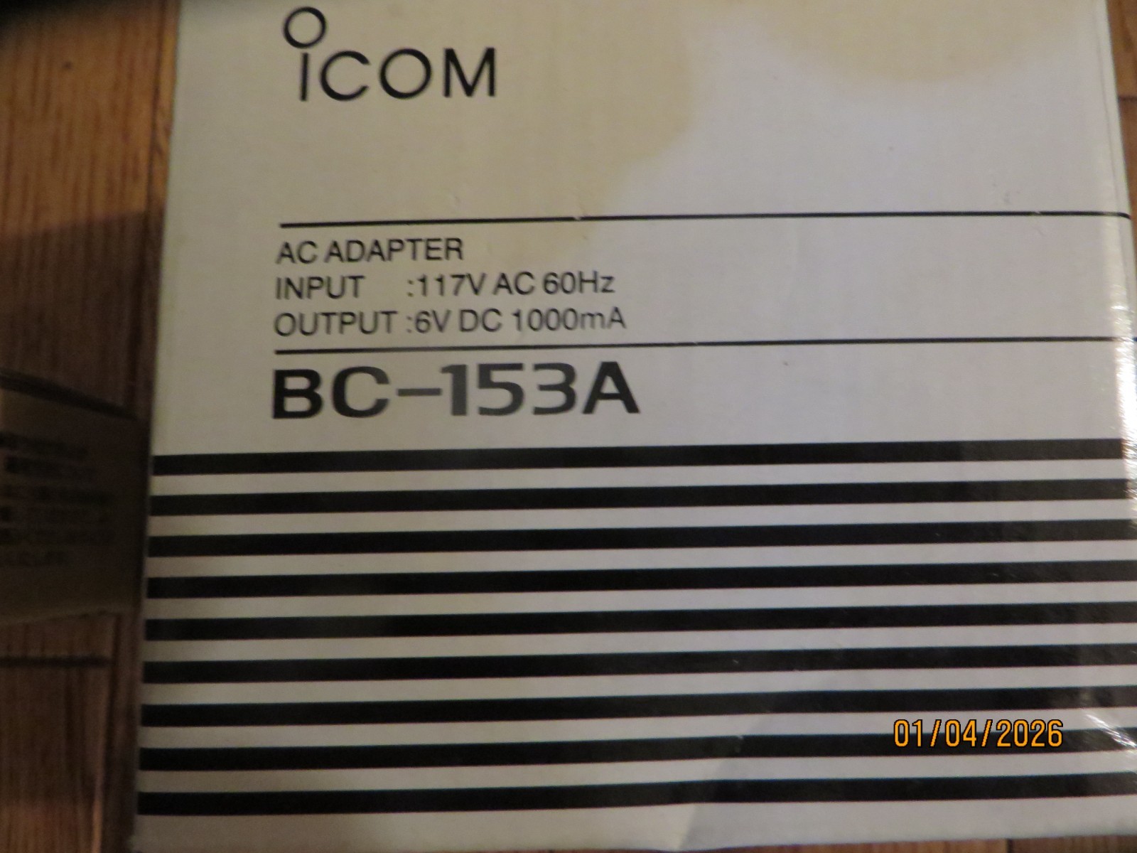 ICOM IC-R3 Handheld Wideband Communications Receiver .495 to 2450 MHz ++++