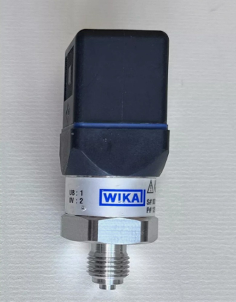 WIKA WIKA A-10 pressure sensor 0-10bar
