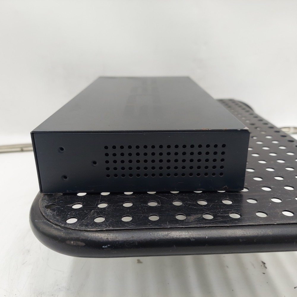 LG-Ericsson iPECS ES-1016G 16-Ports Ethernet Switch Network