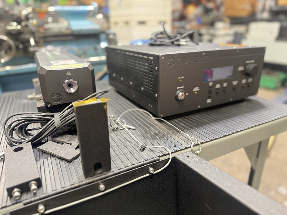 Coherent VERDI-2W Laser System 1124331 with Laser Head,Diode Pumped Solid State