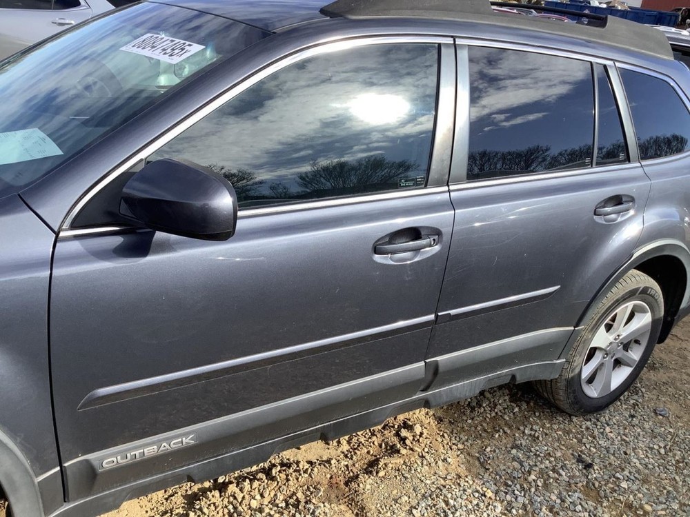 LEGACY 2014 Glove Box 4911232