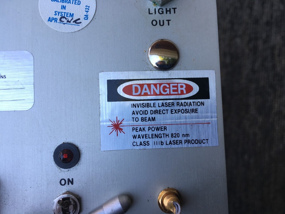 AG&G 820nm Laser Source Class III b. Laser Source