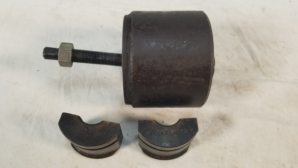 Miller Tools 6062 Automatic Transaxle FWD Bearing Cup Puller