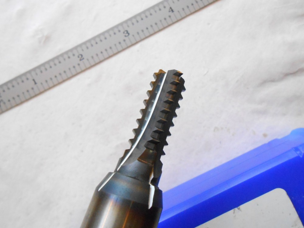 NEW SCT USA 5/8-16 TPI, INTERNAL & EXTERNAL 4 FL. SOLID CARBIDE HEAD THREAD MILL