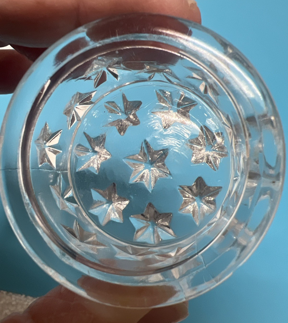 Amazing Raised Star Clear Glass Open Salt Dip 1 7/8 x 7/8 inch Flake