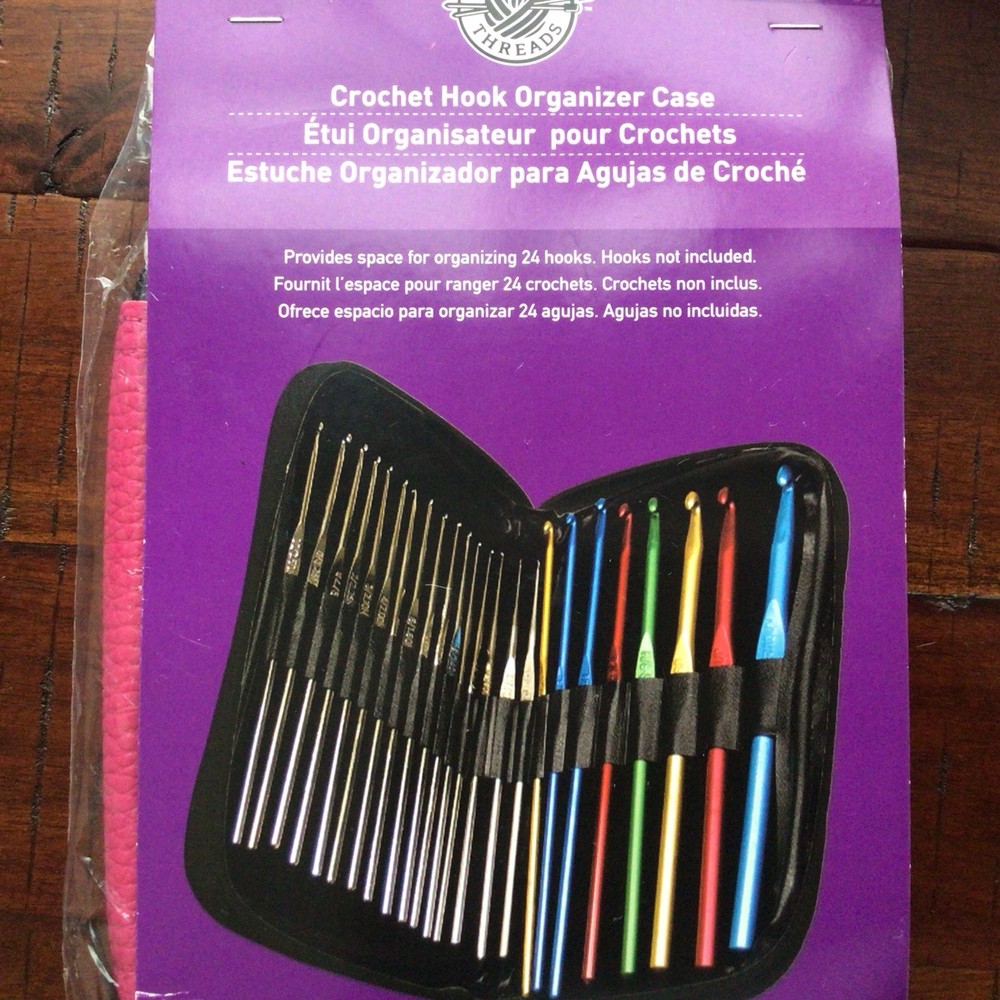 Loops & Threads Crochet Hook Organizer for 24 hooks/New/Hooks Not Included