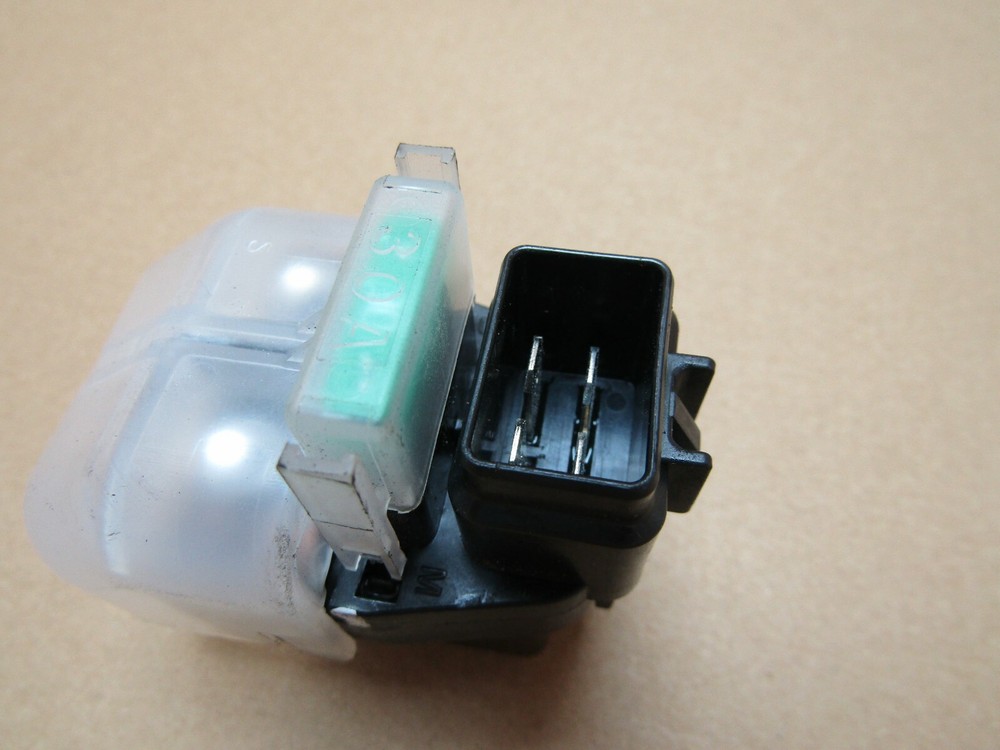 Triumph Trident 2022 2,416 miles starter relay (6702)