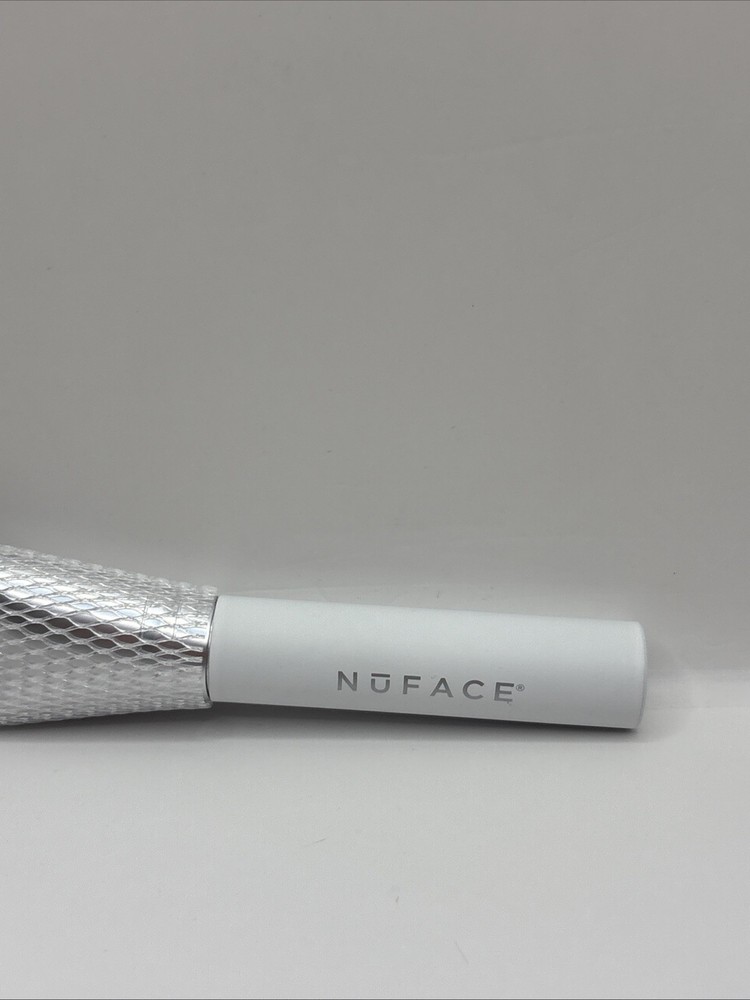 Nuface Clean Sweep Applicator Brush New Open Box