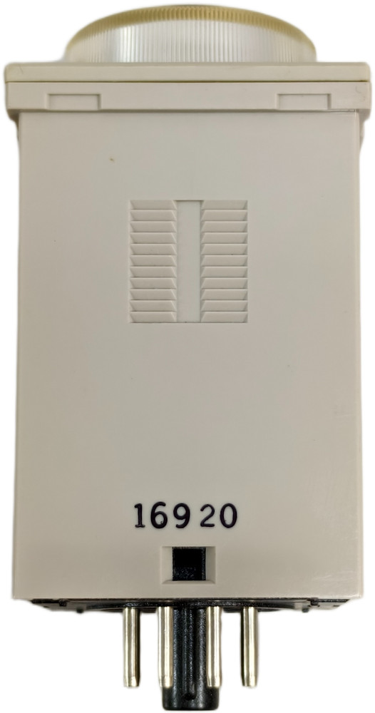 Omron Solid State Time Relay 24 VDC 5A 250 VAC H3BA-8H-305