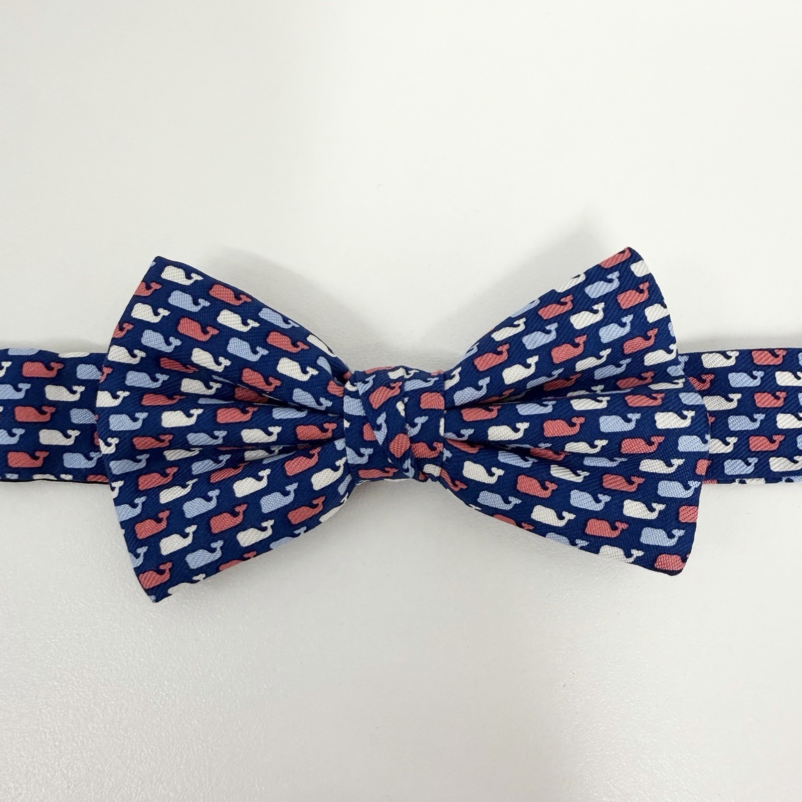 Vineyard Vines NEW Boys Bow Tie AOP Whale Logo Blue/Pink/White Silk USA 2" x 14"