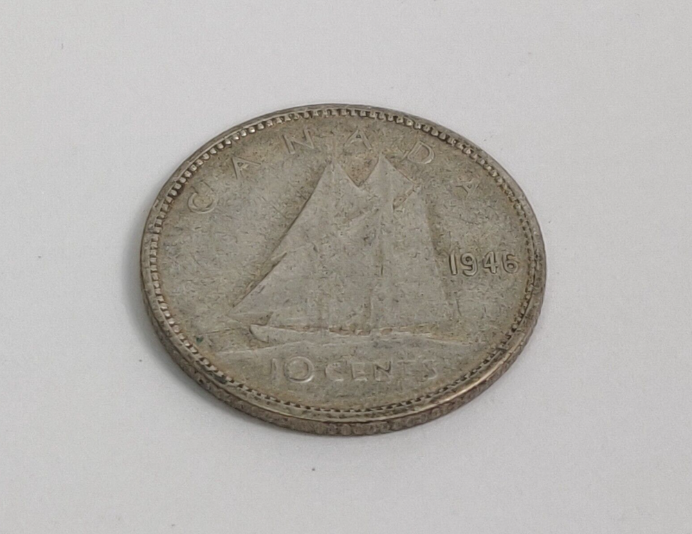 1946 CANADA TEN CENTS SILVER COIN