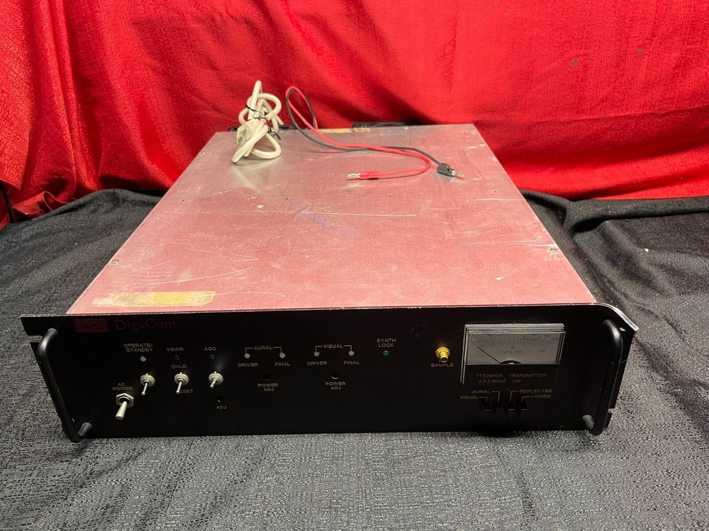 Vintage Analog Emcee DigaCom TTS20HSA UHF Transmitter 2.3-2.5GHz