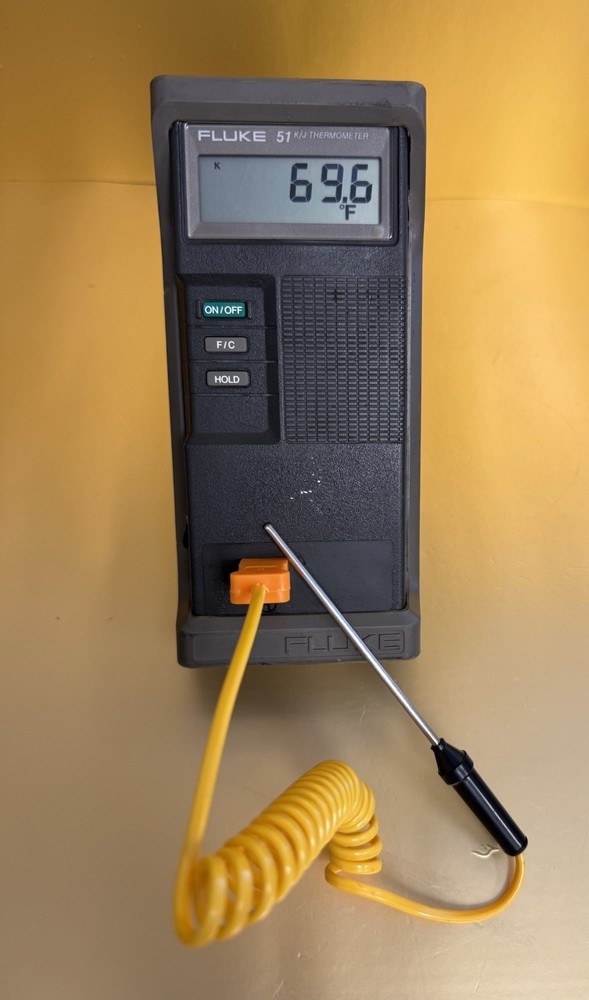 FLUKE 51 K/J Thermometer W/ Probe