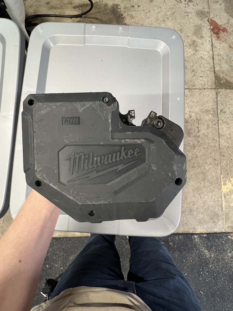 Milwaukee 2872-20 Threaded Rod Cutter (Tool Only)