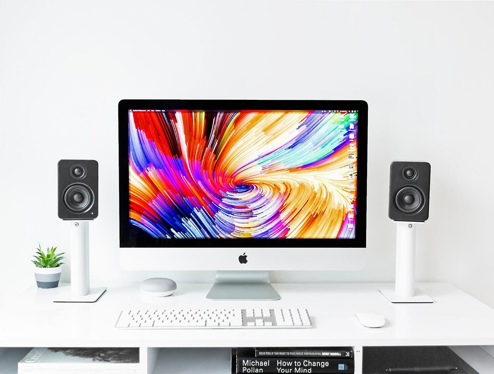 Kanto SP9 9" desktop speaker stands (white)