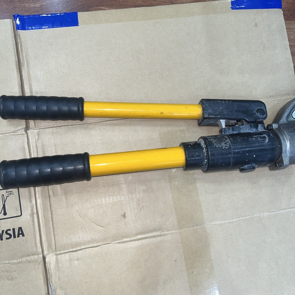Panduit CT-920 Pan-term Hydraulic Crimping Tool