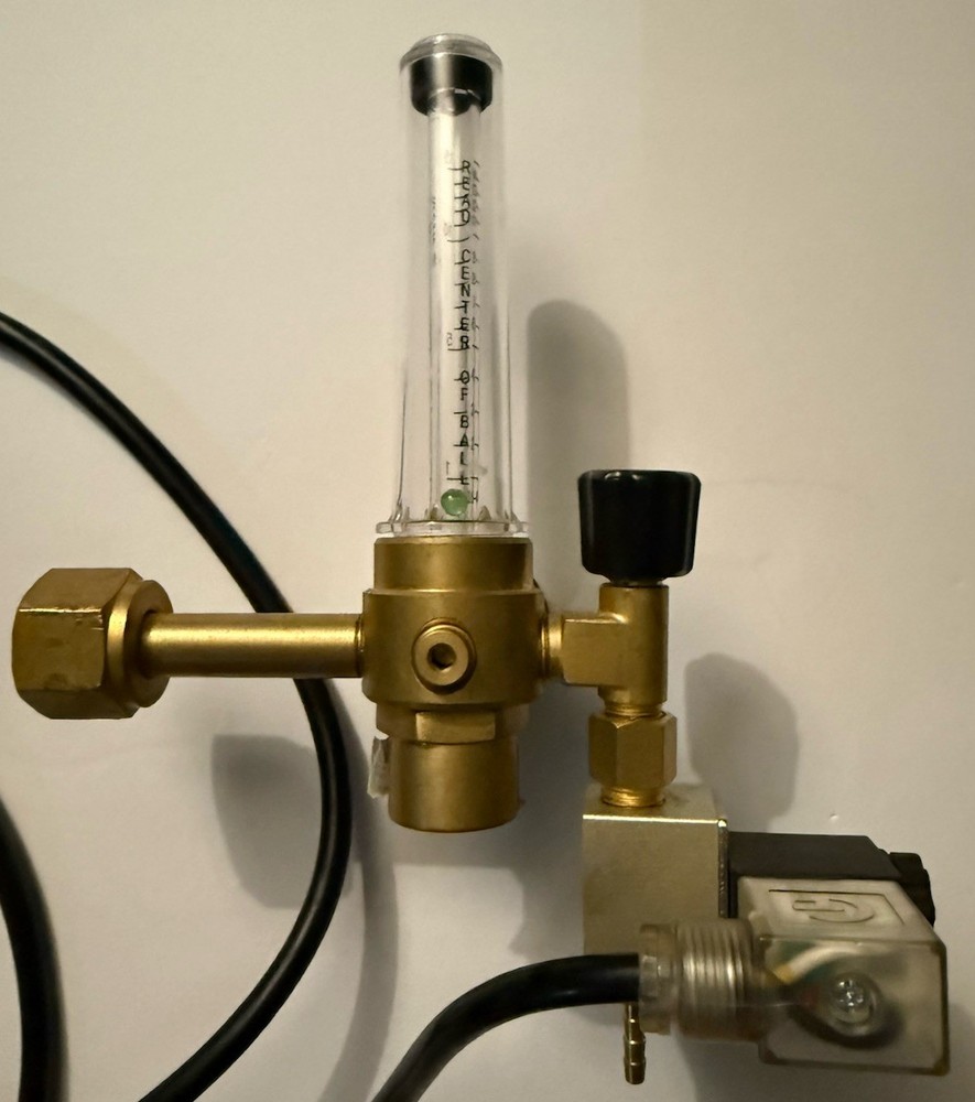 Titan Controls Atlas 2 CO2 Controller + Manatee Regulator w/ Solenoid