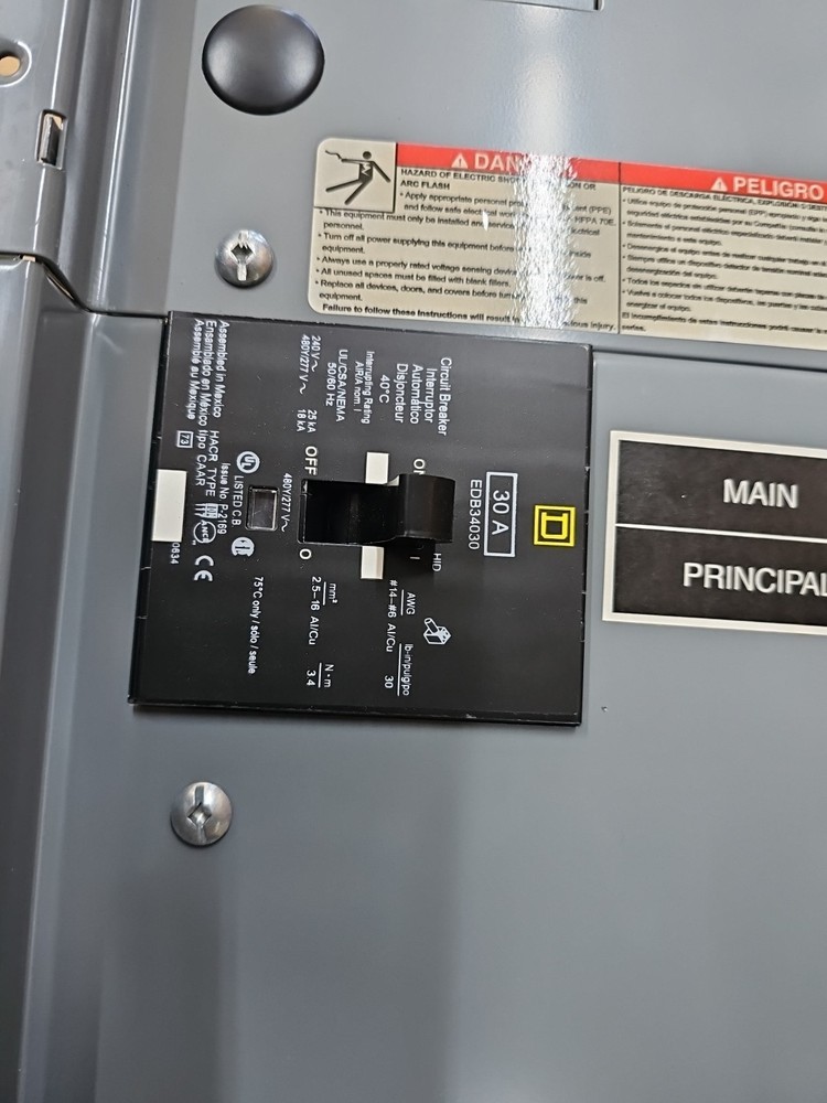 Square D 30 Amp Main Panelboard INTERIOR 480/277V MCB 18C NF