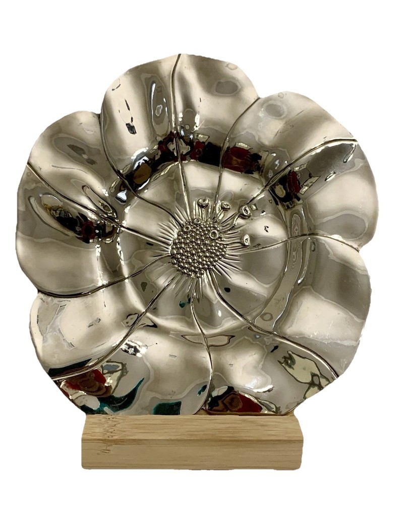 VTG. International Silverplate 1994 Poppy Flower Pattern Plate Lovely!