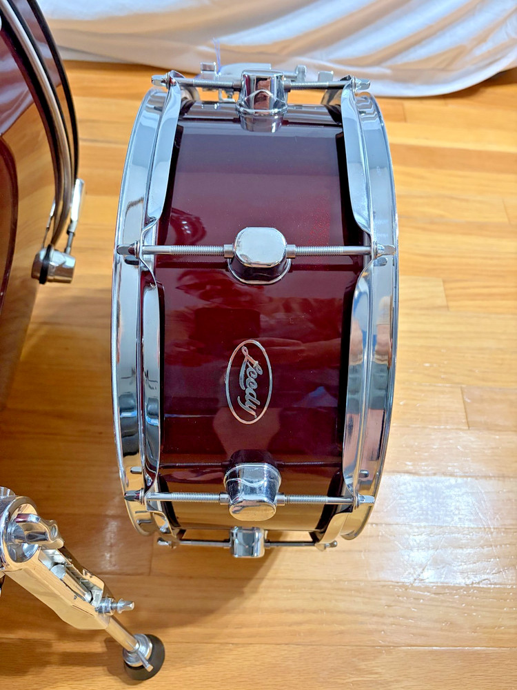 Leedy 5pc Drum Set Very Nice With Tom Mount Wine Red