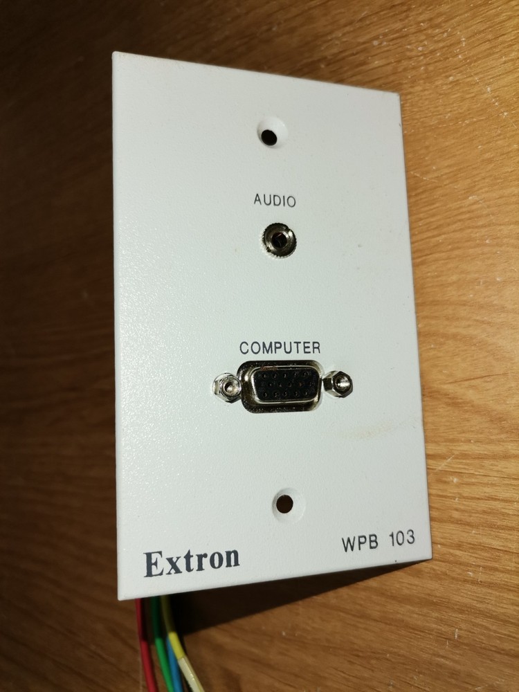 EXTRON WPB 103 computer connect plate with cables