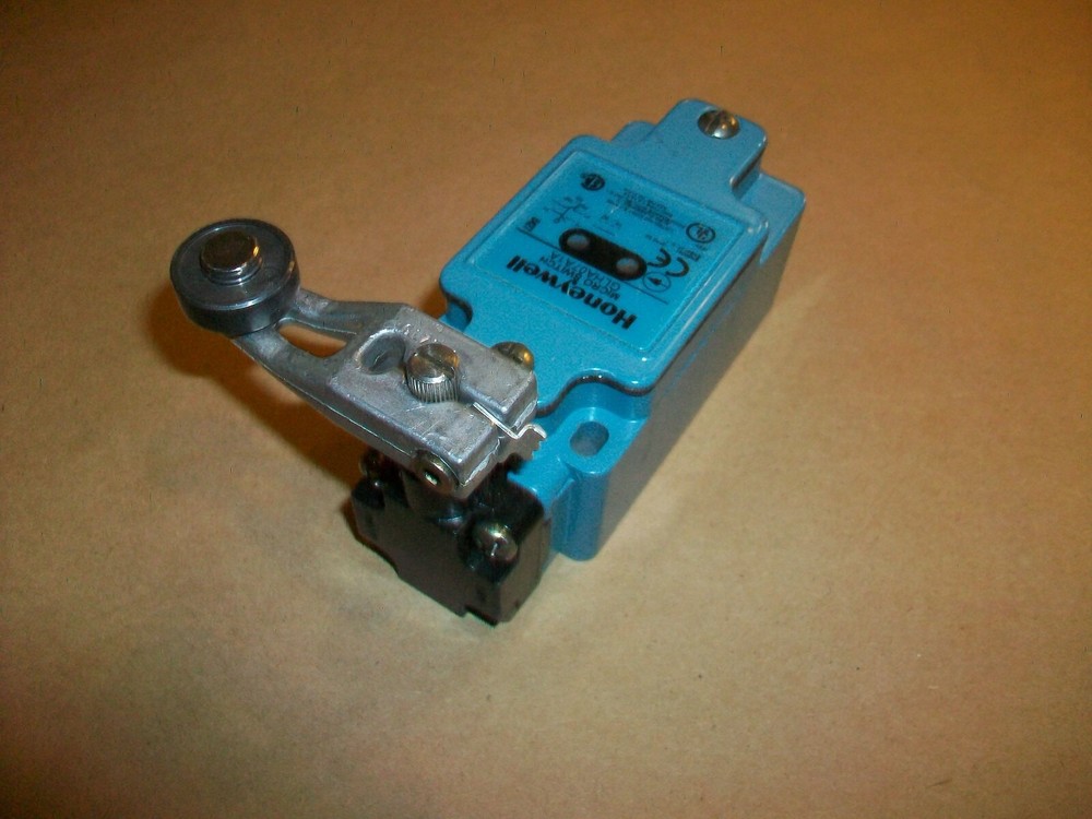 Honeywell Limit Switch GLHA07A1A USED