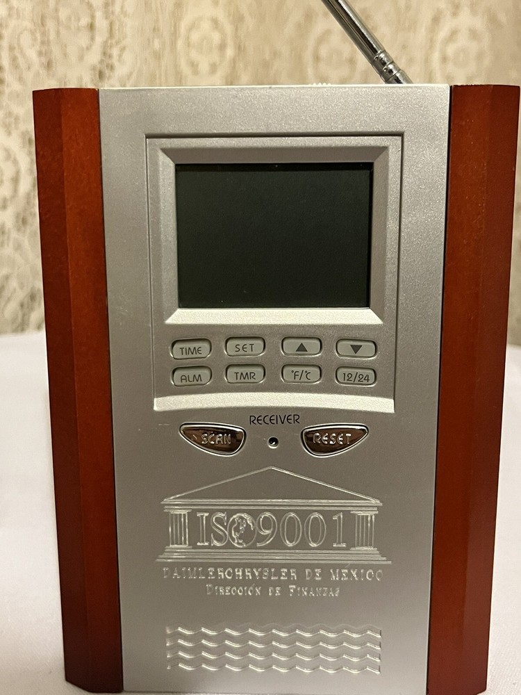 🔥Exclusive Multifunction Clock, Calendar And Rádio Daimler Chrysler.