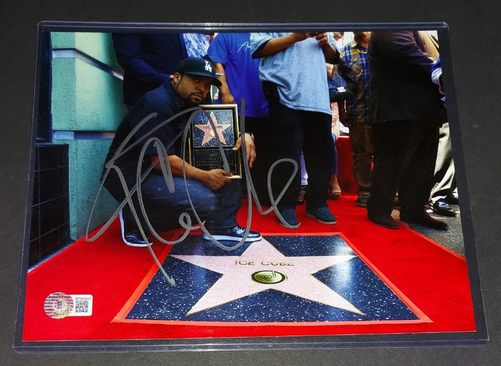 Ice Cube Signed Autographed 8x10 Beckett COA