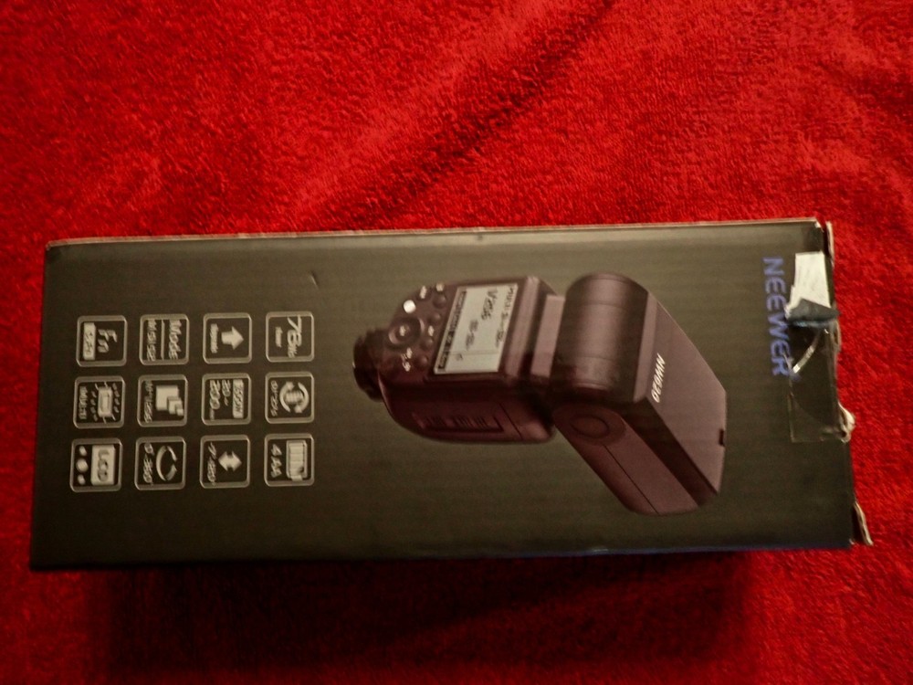 Neewer Speedlight NW 620 Flash Attachment