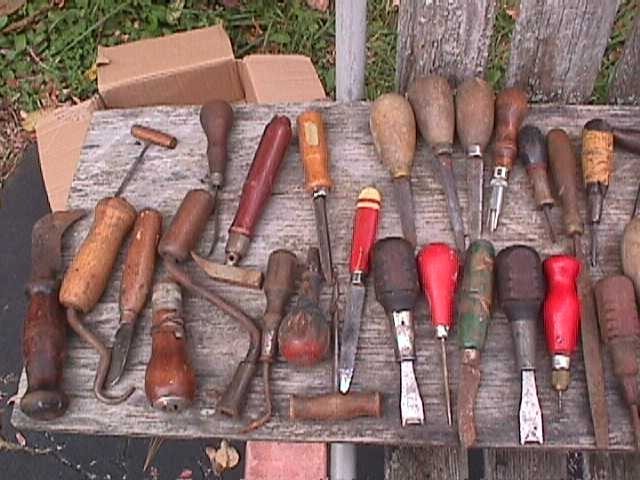 VINTAGE WOOD HANDLE TOOL LOT