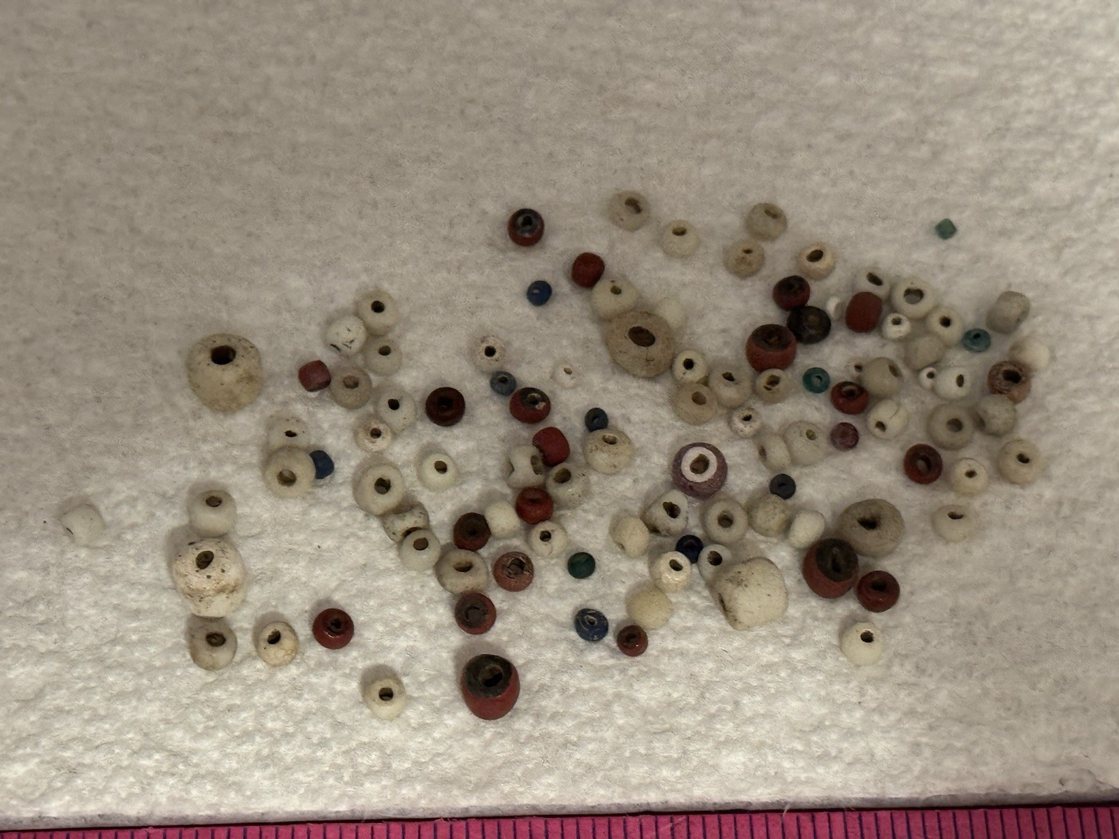 LOT OF 106 ANTIQUE CALIFORNIA TRADE BEADS FOUND BETWEEN AUBURN & PLACERVILLE