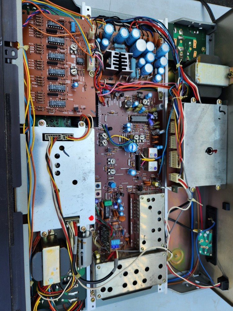 Vintage SAE Two T14 Digital Tuner Powers On