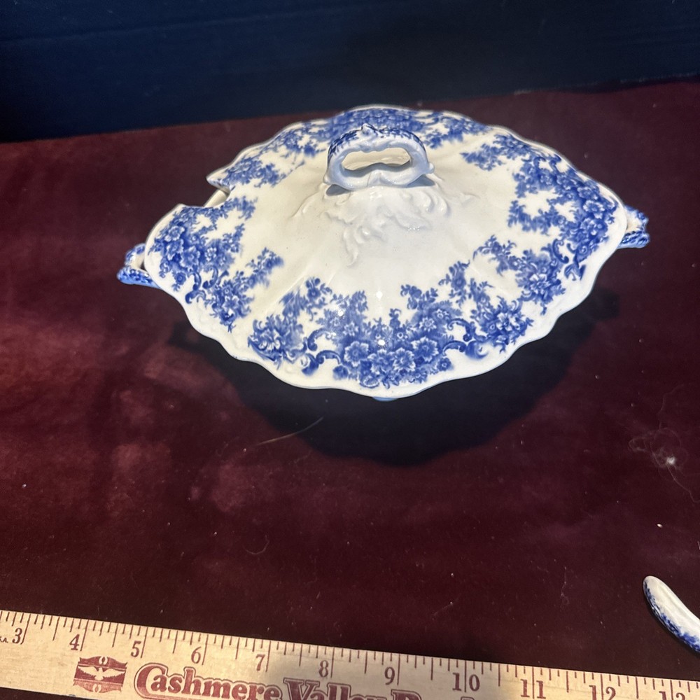 Flo Blue Vintage Covered Server