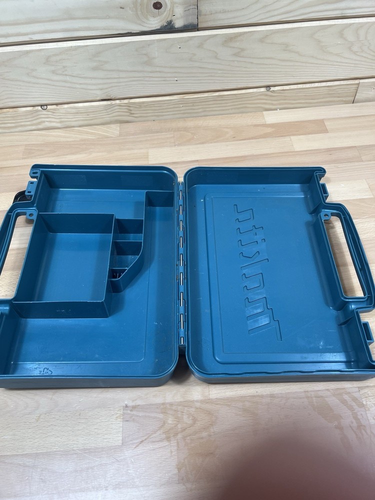 Makita DF030DWX Case only, no contents Missing 1 Snap Closure