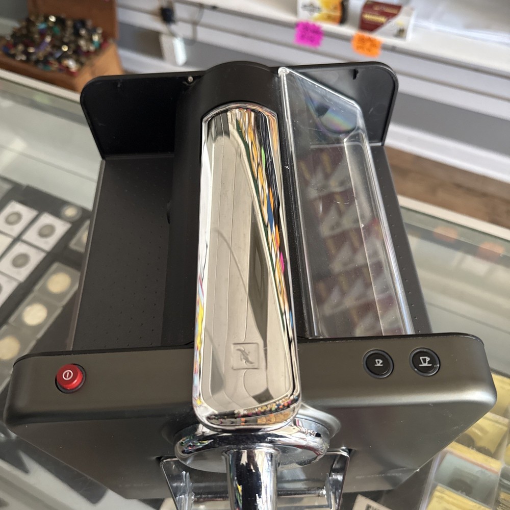 Nespresso Le Cube C185 automatic espresso pod coffee machine