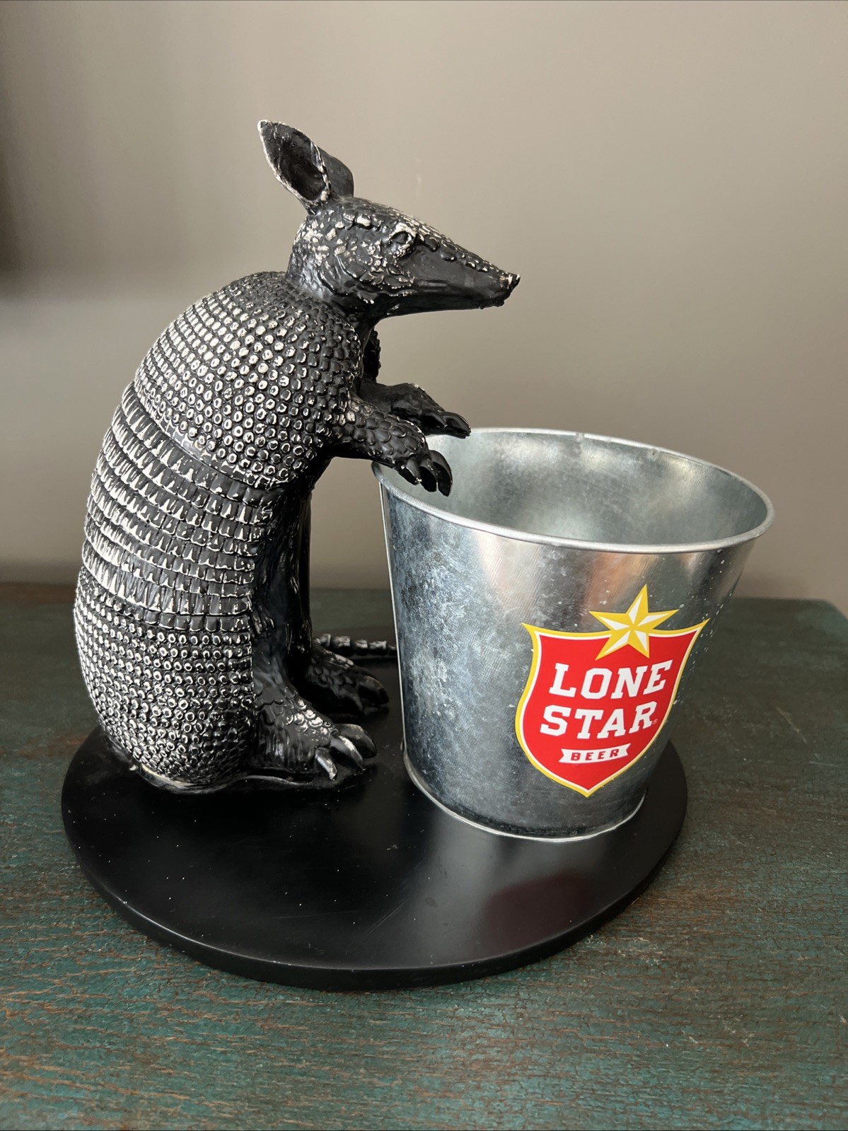 VTG. 1970s LONE STAR BEER ARMADILLO ICE BUCKET BACK BAR ADVERTISING DISPLAY RARE