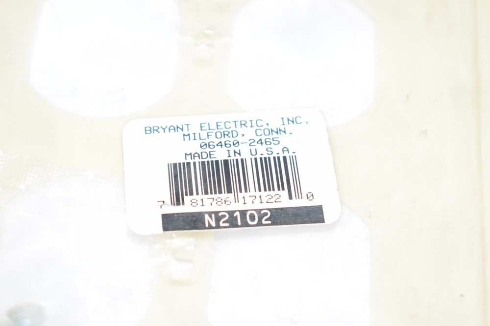 NEW Bryant N2102 Wall Plate Ivory
