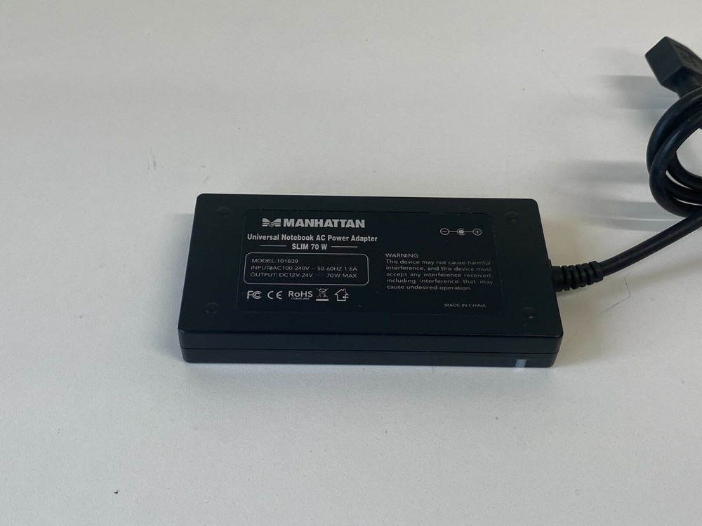 BB5: Manhattan 101639 70W Universal Adapter NO TIPS