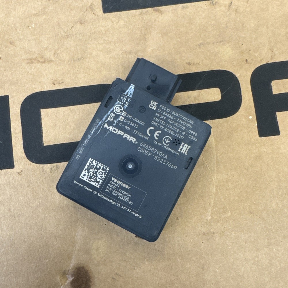 Genuine Mopar Blind Spot Detection Module 68658290AA