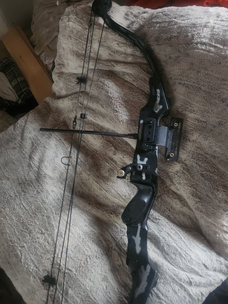 Robin Hood Apache Hunter Compound Bow