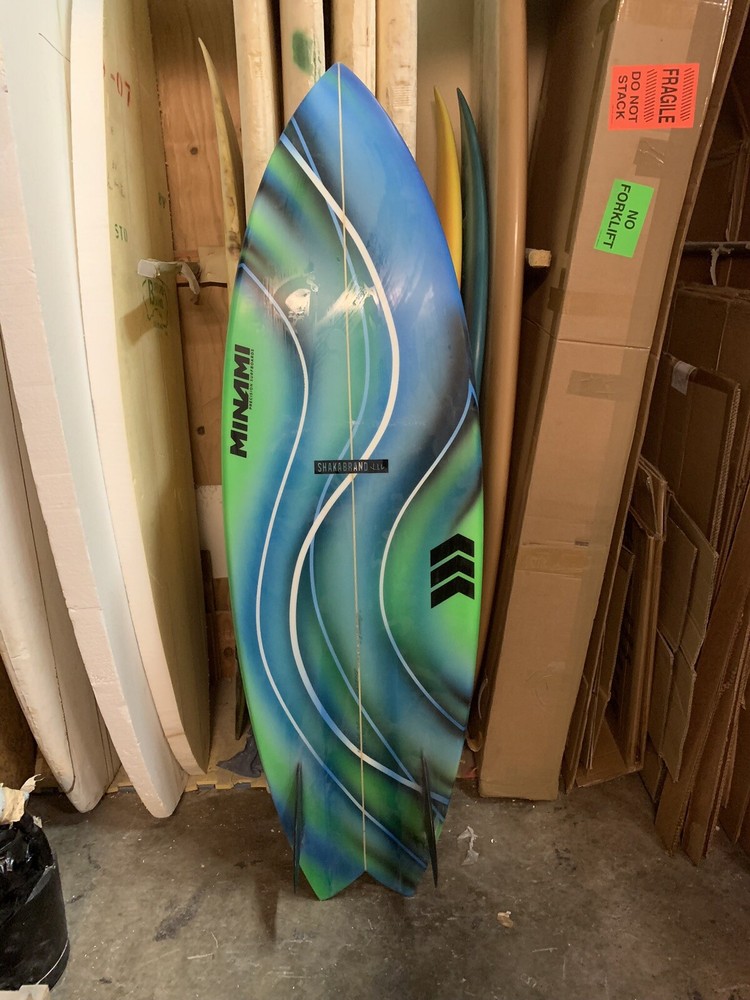 Minami surfboard