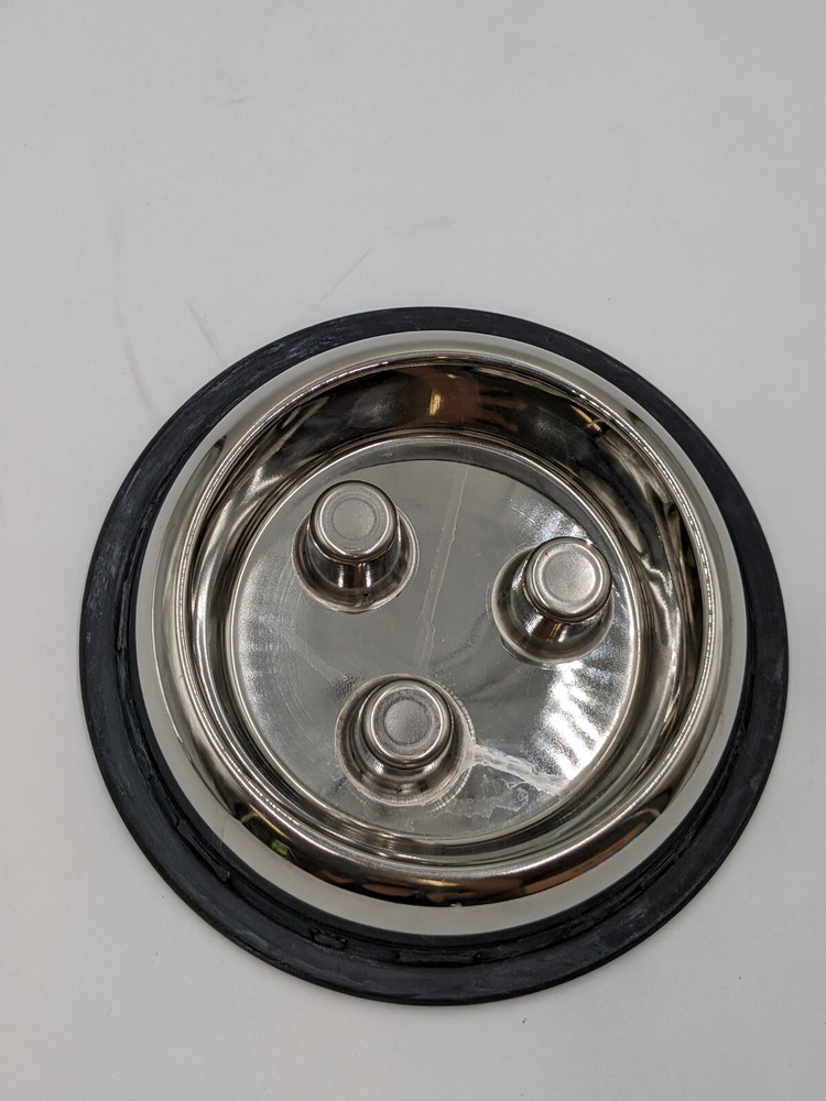 Brake-Fast Studded Dog Bowl